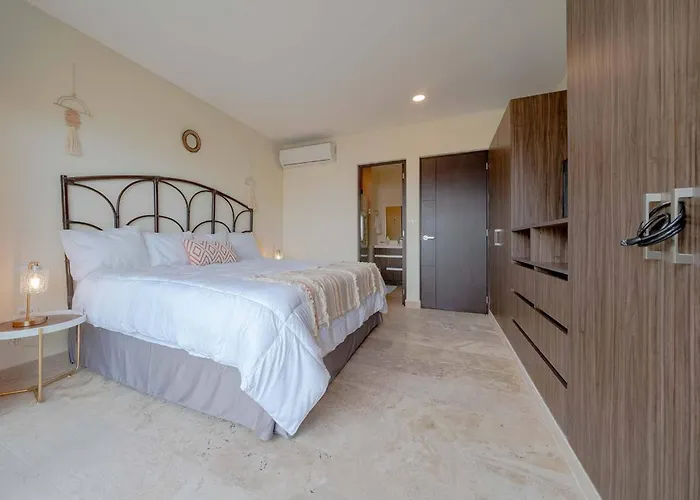 Oasis - 2 Bedroom With Pool, Gym, Private Terrace - At Veranto