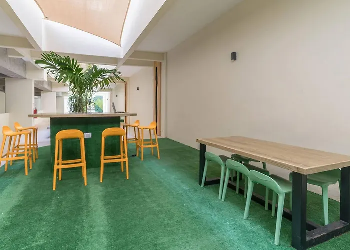Oasis - 2 Bedroom With Pool, Gym, Private Terrace - At Veranto *