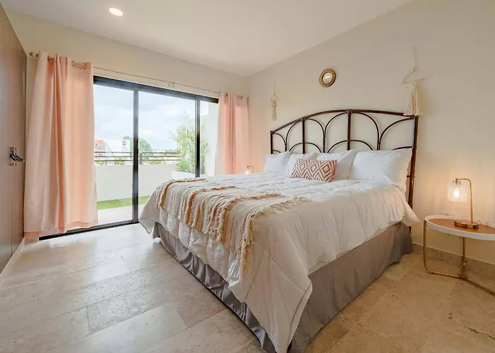 Oasis - 2 Bedroom With Pool, Gym, Private Terrace - At Veranto Apartamento