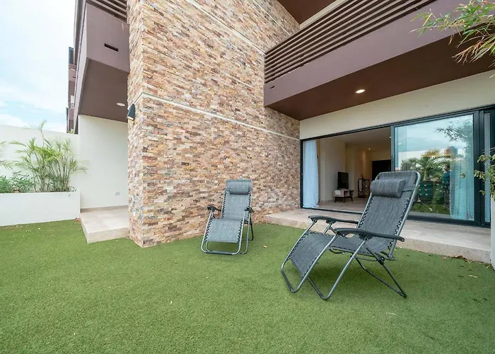Apartamento Oasis - 2 Bedroom With Pool, Gym, Private Terrace - At Veranto Playa del Carmen
